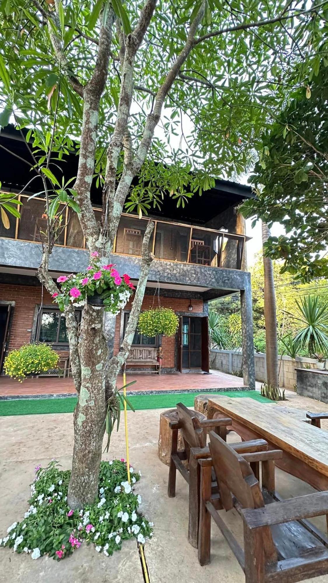 บ้านภทรพรรณ ขุนยวม แม่ฮ่องสอน Ban Pataraphan Khunyuam Maehongson Thailand Ban Khun Yuam Экстерьер фото